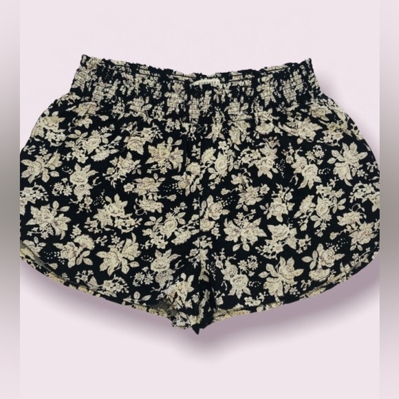 Forever 21, Shorts, Size S - Picture 1 of 14